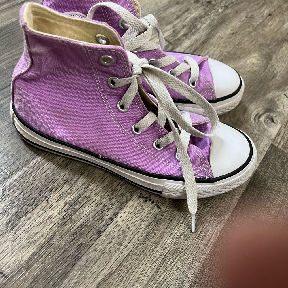 Kids purple high top converse